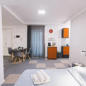 Apartment Brand New Loft, Syrakus