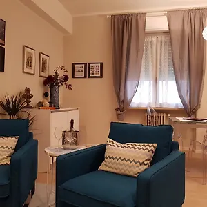 https://parma-city-centre-holiday-house.emilia-romagnahotels.net